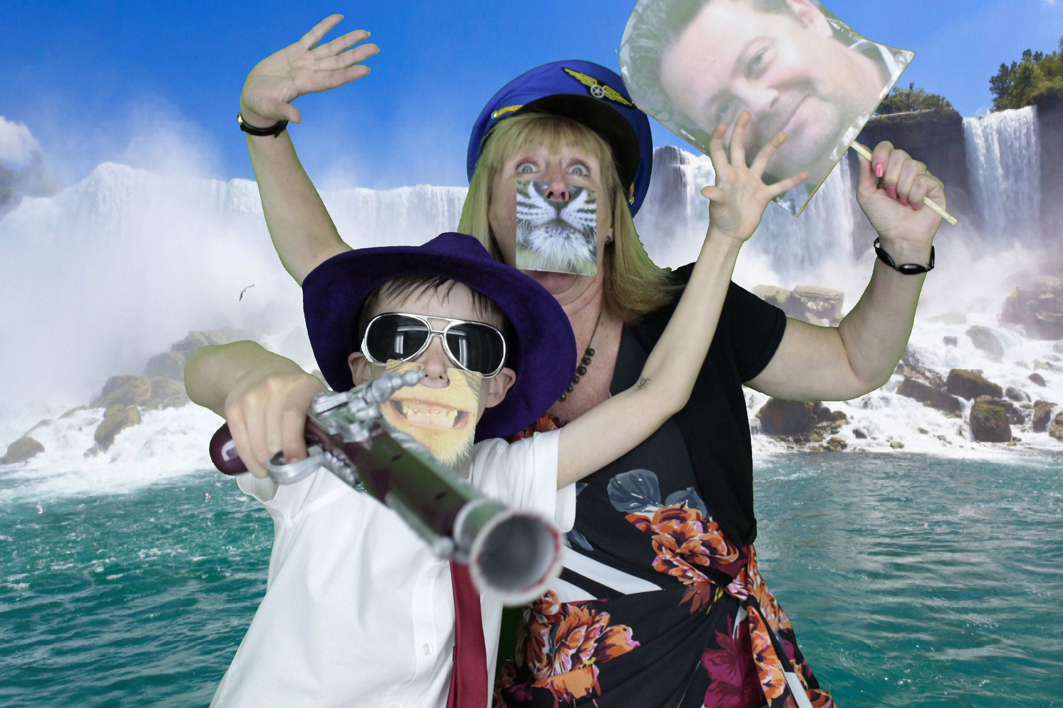 Steve's 65th & Susan 60th Birthday | View more photos from the event at gallery.myphotoboothexperience.co.uk/u/MyPhotoBoothExperienceLtd/Steves-65th-Susan-60th-Birthday